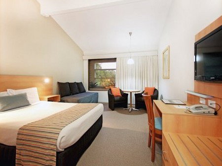 Quality Hotel Airport International - SA Accommodation 2