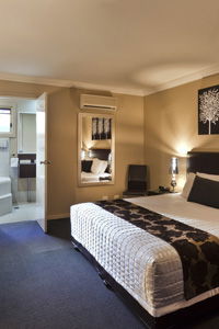 Ambassador On Ruthven - Toowoomba - SA Accommodation 1