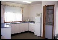 Lakes Jakaranda Holiday Units - SA Accommodation 4
