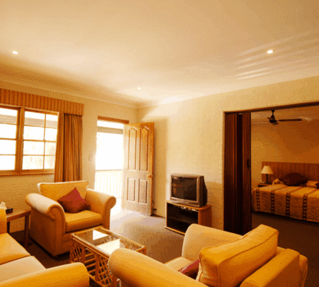 The Retreat At Wisemans - SA Accommodation 3