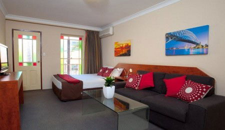 Central Railway Hotel - SA Accommodation 0