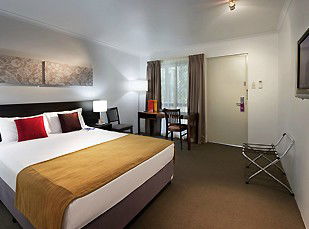 Mercure Townsville - SA Accommodation 0
