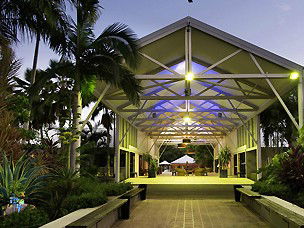 Mercure Townsville - SA Accommodation 3