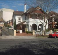 Mclaren Hotel - SA Accommodation