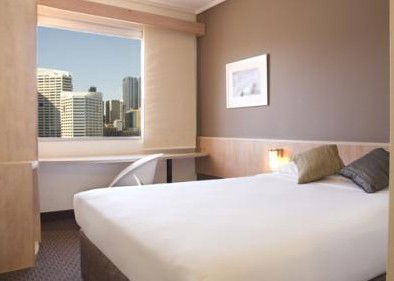 Hotel Ibis Darling Harbour - SA Accommodation 3