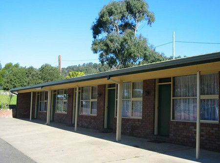 Cobargo Hotel Motel - SA Accommodation 2