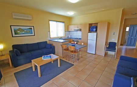 Seaview Motel & Apartments - SA Accommodation 1