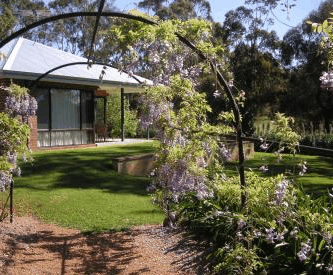 Catton Hall Country Homestead - SA Accommodation