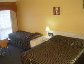 Comfort Inn & Suites Essendon - SA Accommodation 3
