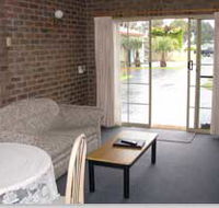 Southern Cross Holiday Apartments - SA Accommodation
