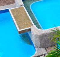 Waters Edge The Strand - Townsville - SA Accommodation