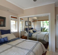Hastings Cove Holiday Apartments - SA Accommodation