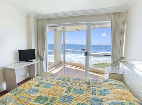Regency On The Beach - SA Accommodation 3