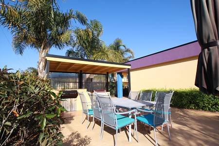 Nautilus Apartments Merimbula - SA Accommodation 1