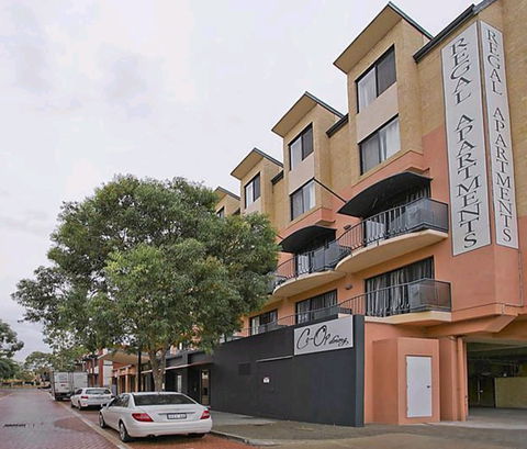 Regal Apartments - SA Accommodation 2