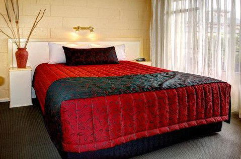 Graham Court Apartments - SA Accommodation 3