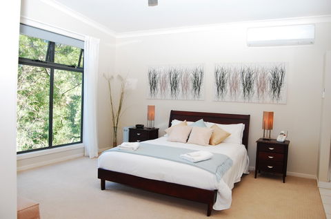 Sketches Mountain Resort - SA Accommodation 4