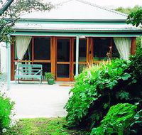 Ruby's Robe Cottage - SA Accommodation