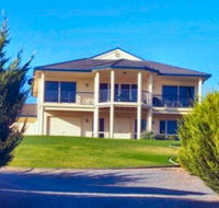 Serenity At Carrickalinga - SA Accommodation