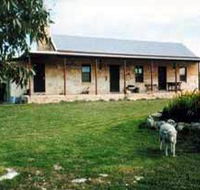 Mt Dutton Bay Woolshed Heritage Cottage - SA Accommodation