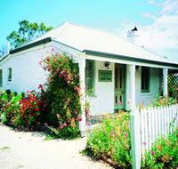 Sarah's Cottage - SA Accommodation