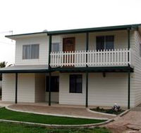 Louth Bay Holiday Apartment - SA Accommodation