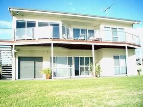 Swanport Views Holiday Home - SA Accommodation 0