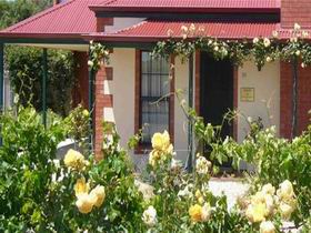 Wine And Roses Bed And Breakfast - SA Accommodation 0