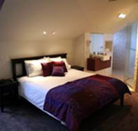Merlot  Verdelho - SA Accommodation