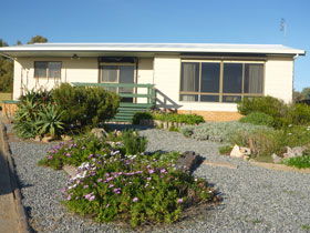 Oaklands Beach House - SA Accommodation 0