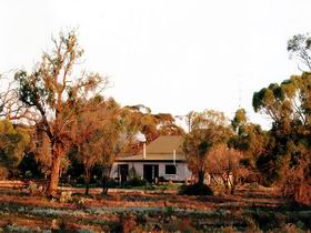 Sandalmere Cottage - SA Accommodation 0