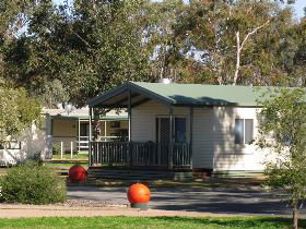 Waikerie Caravan Park - SA Accommodation 0