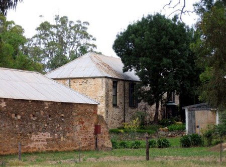 Devonshire House - SA Accommodation 3