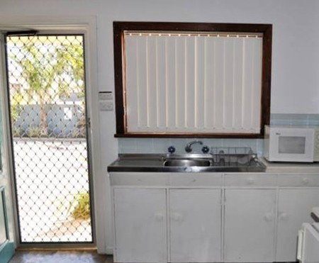 Yorke's Holiday Units - SA Accommodation 2