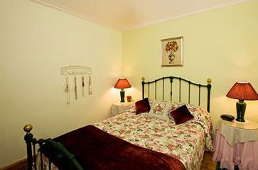 Sarah's Cottage - SA Accommodation 2