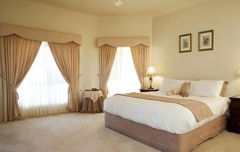 Winemakers Retreat - SA Accommodation 5