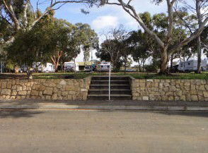 Long Island Caravan Park Cabins - SA Accommodation 7