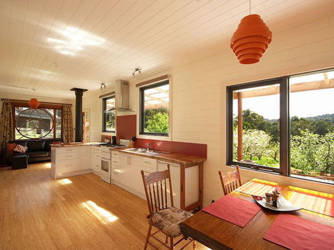 Elvenhome Farm Cottage - SA Accommodation 2