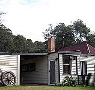 Glenbrook House and Cottage - SA Accommodation