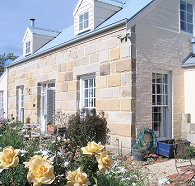 Mulberry Cottage Unique BB and Grannie Rhodes Cultural Heritage Shows - SA Accommodation