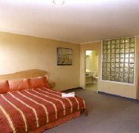 Lighthouse Hotel - SA Accommodation