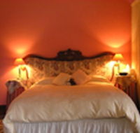 Cow 'n' Calf Art Gallery Unit - SA Accommodation