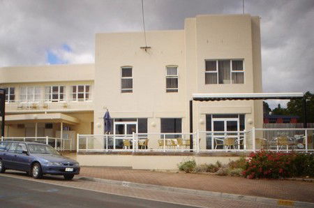 Neptune Grand Hotel - SA Accommodation 1