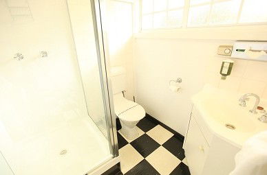 Fox And Hounds Inn - SA Accommodation 5