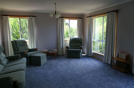 Three Hut Point Waterfront Accommodation - SA Accommodation 4