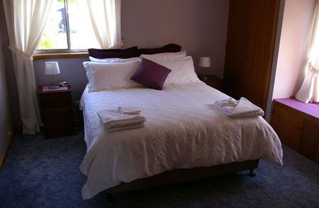 Three Hut Point Waterfront Accommodation - SA Accommodation 5
