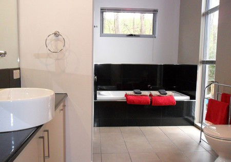 Ulverstone River Retreat - SA Accommodation 1