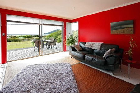 Sisters Beach Retreat - SA Accommodation 2