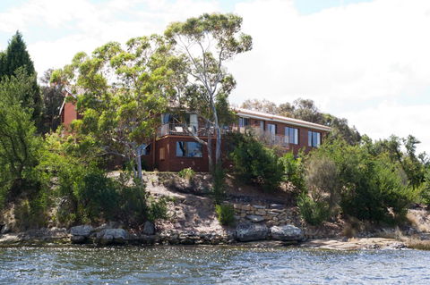 Waterside Accommodation - SA Accommodation 3