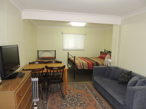 A Paradise Bungalow Waterfront - SA Accommodation 4